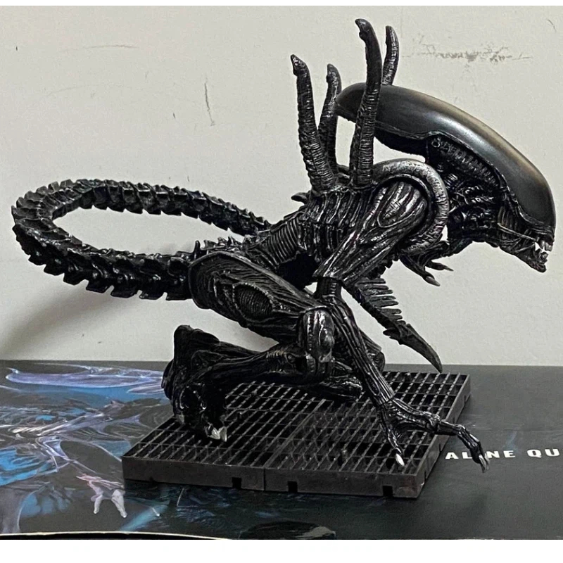 Model Kit Robocop - Bestseller Alien Battle Xenomorph Articulated Action