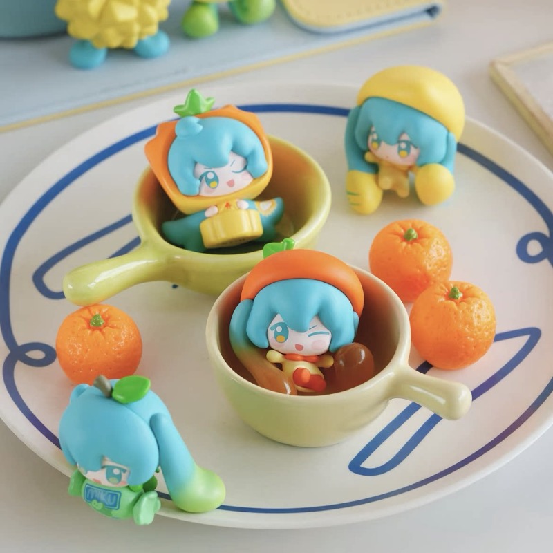 Hatsune Miku Figure Kagamine R - Model Kit Hatsune Miku review and price
