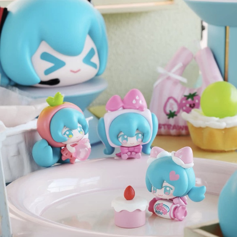 Hatsune Miku Figure Kagamine R - Model Kit Hatsune Miku review and price