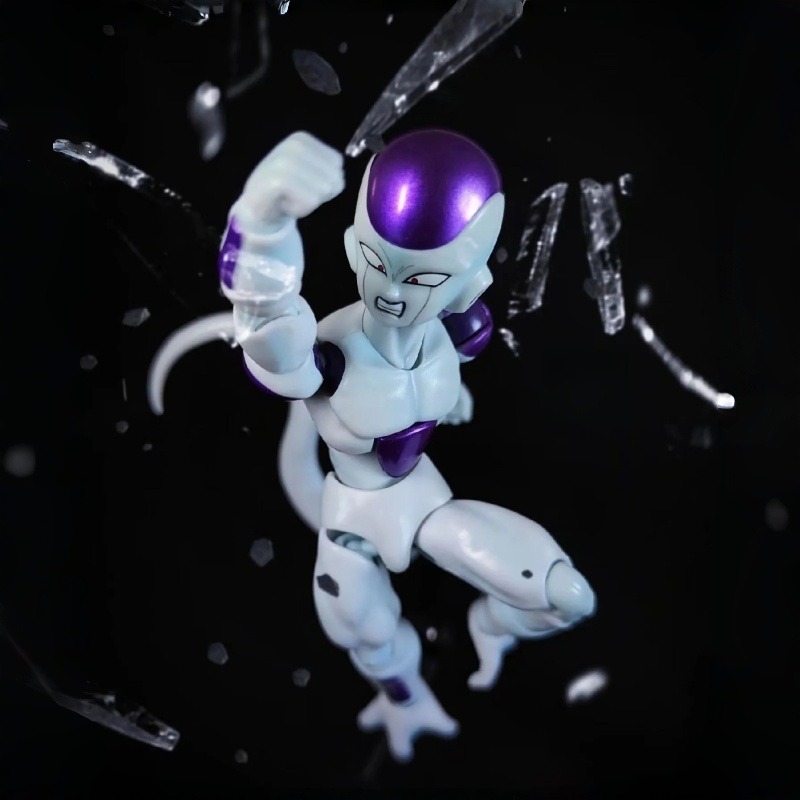 Original Bandai S.H.Figuarts D - Model Kit Frieza review and price